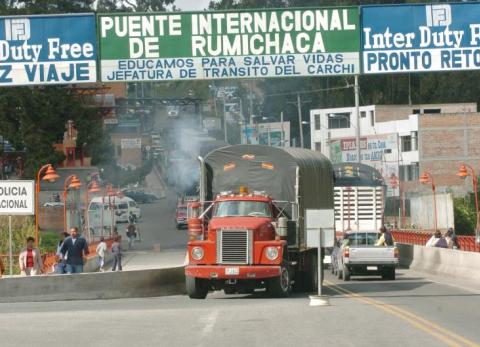 Congesti&oacute;n en Rumichaca: exportadores aceleran env&iacute;os por arancel del 30 %