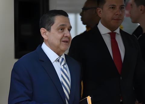 Corte Constitucional anula h&aacute;beas data de Pablo Muentes contra el Banco del Pac&iacute;fico