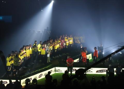 Esc&aacute;ndalo en Noche Amarilla 2026: Hincha herida y pol&eacute;mica por arma en el Monumental