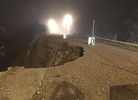 Azuay: mal estado de las v&iacute;as complica el feriado de Carnaval