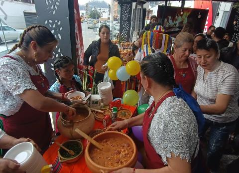 Cuenca preparar&aacute; el 'mote pata m&aacute;s grande del mundo' para Carnaval