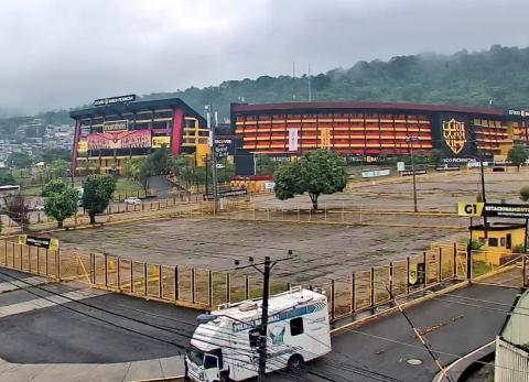 Messi en Guayaquil: As&iacute; est&aacute; el ambiente previo al partido en el estadio Monumental
