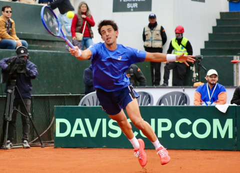 Ecuador se pone 2-0 sobre Australia en la Copa Davis