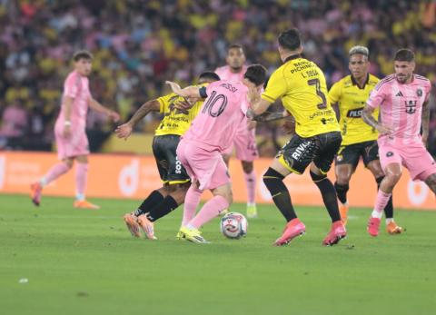 Messi juega ante Barcelona SC: sigue aqu&iacute; el partido EN VIVO