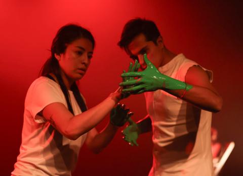 Brutal poetry, una obra en la que el cuerpo se transforma en territorio de encuentro