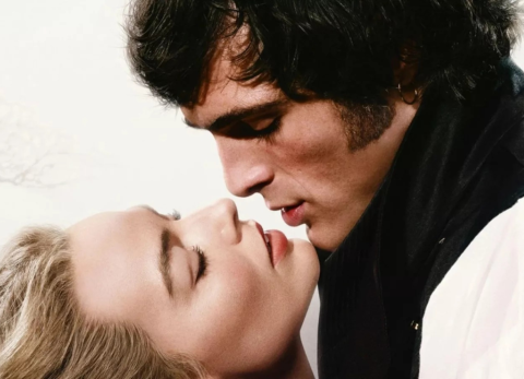 Cr&iacute;tica de Cine. Cumbres Borrascosas, &iquest;un cl&aacute;sico con la mirada del siglo XXI?