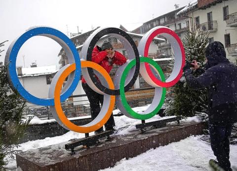 En 3 d&iacute;as, los atletas se acabaron los condones de la Villa Ol&iacute;mpica de Mil&aacute;n-Cortina