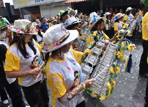 Carnaval de Amagua&ntilde;a 2026: comparsas y m&uacute;sica encendieron el Valle de Los Chillos
