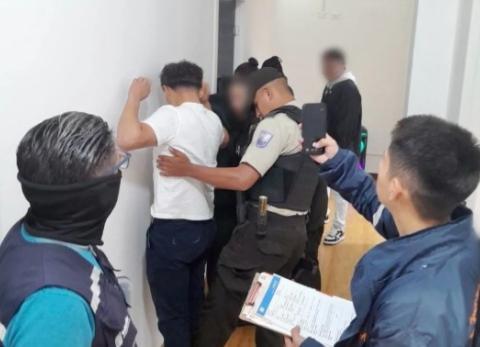 Alerta en Quito: concesionaria fue clausurada por presunta estafa a clientes