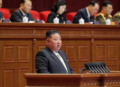 Kim Jong Un promete mejorar calidad de vida norcoreana sin pausar su programa nuclear