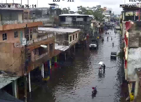 Inundaciones en Milagro obligan al IESS a suspender consulta externa