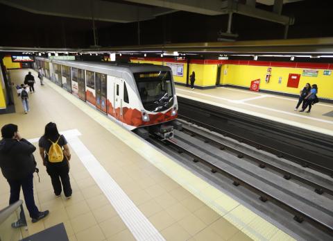 Metro de Quito firma contrato de $ 28,8 millones para mantenimiento de se&ntilde;alizaci&oacute;n