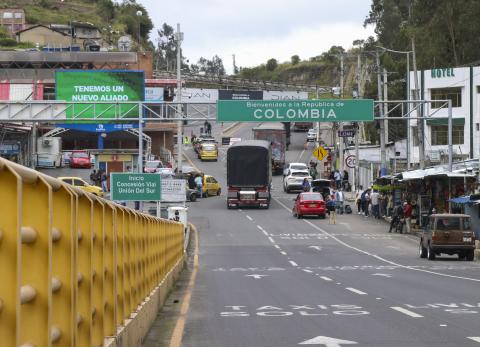 Gobierno suspende di&aacute;logo con Colombia y mantiene guerra arancelaria indefinida