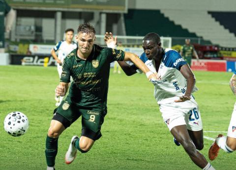 Serie A: Clubes eval&uacute;an pros y contras de la reducci&oacute;n de equipos