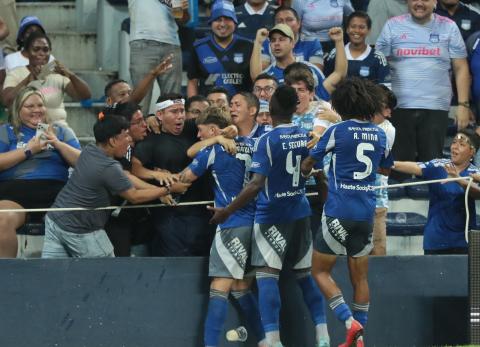 Emelec ilusiona tras empate 1-1 ante Delf&iacute;n en su debut en LigaPro 2026