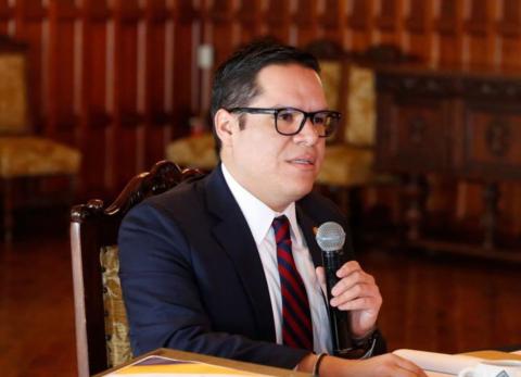 Jos&eacute; Julio Neira detalla nuevos filtros anticorrupci&oacute;n en compras p&uacute;blicas