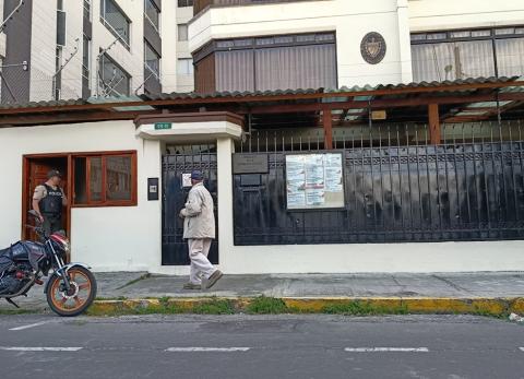 Gobierno de Ecuador declara como persona non grata al embajador de Cuba