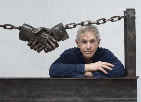 Howard Taikeff expone 'Struggle', esculturas sobre la lucha humana en Cumbay&aacute;