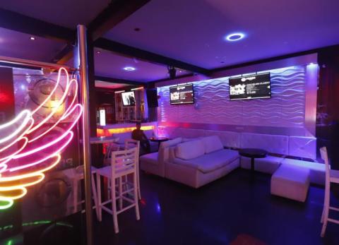 &iquest;Qu&eacute; pasar&aacute; con bares y restaurantes por el nuevo toque de queda?