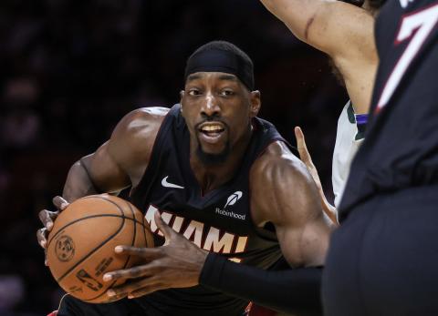 Bam Adebayo: camisetas agotadas y cromos de NBA que valen millones por r&eacute;cord