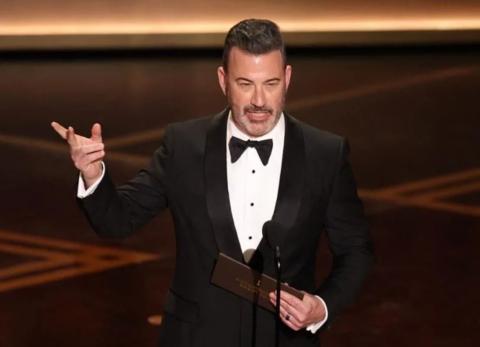 Jimmy Kimmel se burla de Donald Trump en plena gala de los &Oacute;scar 2026