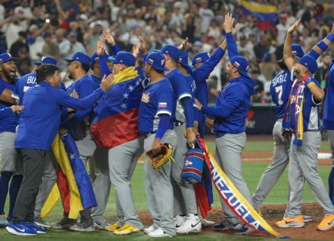 Cl&aacute;sico Mundial de B&eacute;isbol: Venezuela hist&oacute;rica se alista para el paso final