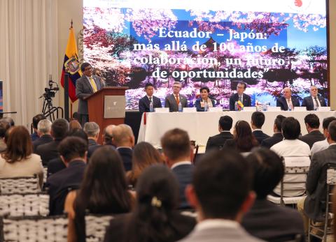 Ecuador y Jap&oacute;n exploran acuerdo comercial para impulsar exportaciones a Asia