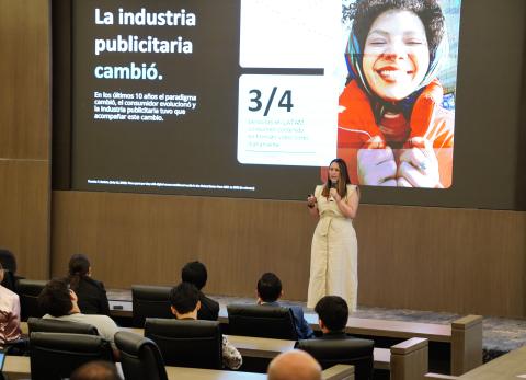 IA y educaci&oacute;n: UEES re&uacute;ne expertos para analizar el futuro del aprendizaje