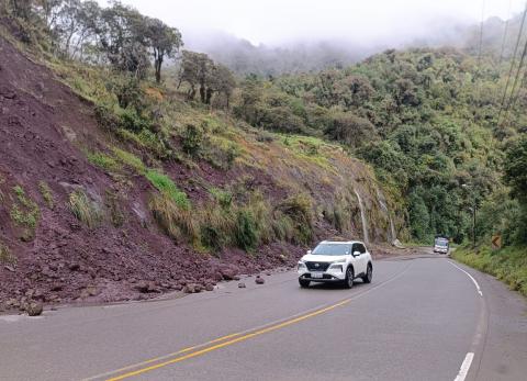 Rehabilitaci&oacute;n de la v&iacute;a Cuenca-Molleturo-El Empalme: obra costar&aacute; $ 21 millones