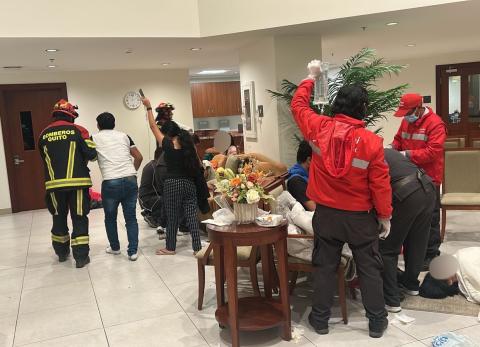 Intoxicaci&oacute;n masiva en Cumbay&aacute;: 26 personas resultan afectadas