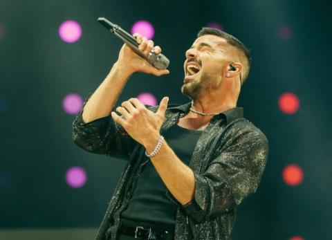 De balada a cumbia: Ricky Martin relanza 'Vuelve' con Tini y Los &Aacute;ngeles Azules