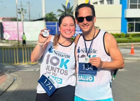 Jorge Escobar a punto de revelar el sexo de su beb&eacute;