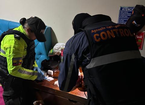 Clausuran hostales en el sur de Quito por drogas, insalubridad y riesgos de incendio