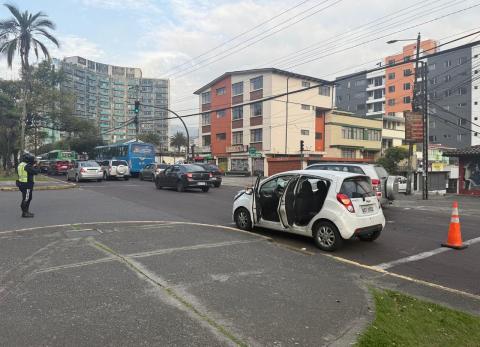 Quito: Cinco detenidos tras balacera y persecuci&oacute;n en La Mariscal