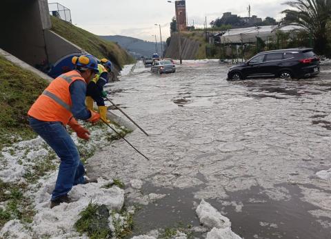 Lluvias en Quito provocan nueve emergencias en Tumbaco por inundaciones