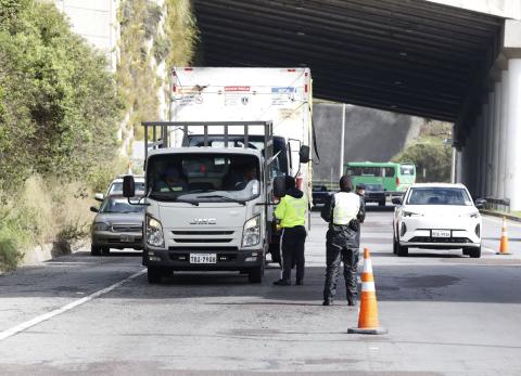Ampliaci&oacute;n de restricci&oacute;n en la Sim&oacute;n Bol&iacute;var y Ruta Viva: &iquest;qu&eacute; opina el gremio?