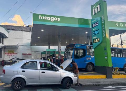 Gasolinas y di&eacute;sel subir&iacute;an otra vez hasta 5 % en Ecuador este 12 de abril