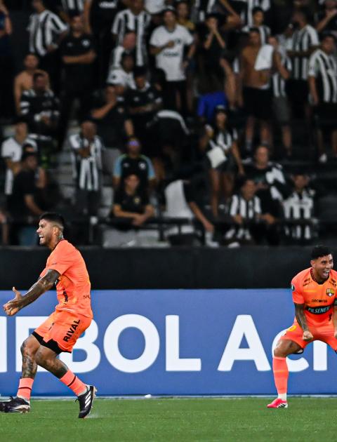 Barcelona derrotó a Botafogo en Brasil.