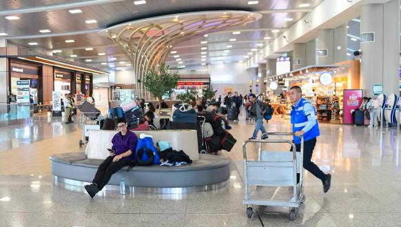 Inauguran nueva ruta entre Quito y Madrid