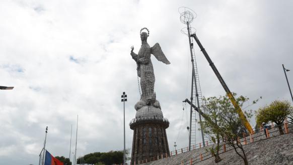 pesebre gigante en el Panecillo