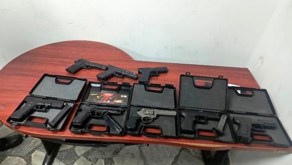Decomiso armas Quito