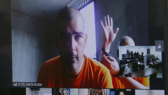 La revocatoria de la prisión preventiva dictada contra el alcalde de Guayaquil, Aquiles Álvarez, dentro del denominado caso Goleada, no implicó su salida inmediata de la cárcel