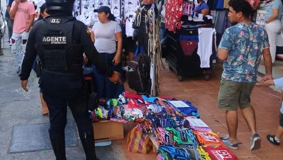 operativo a comerciantes en el centro de Guayaquil