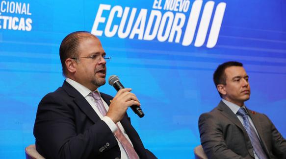 Daniel Noboa y sus ministros John Reimberg y Gian Carlo Loffredo anunciaron un 