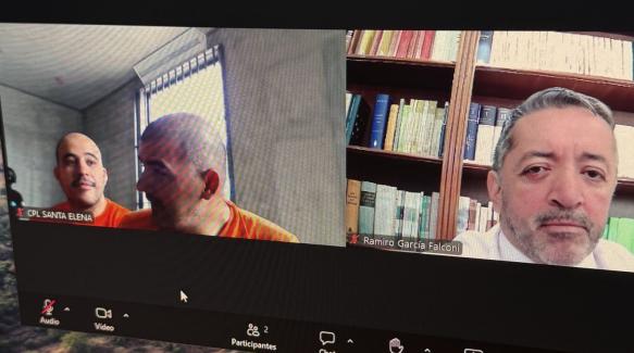 El alcalde de Guayaquil, Aquiles Álvarez, apareció en la audiencia de apelación del caso Goleada con su cabello rapado.