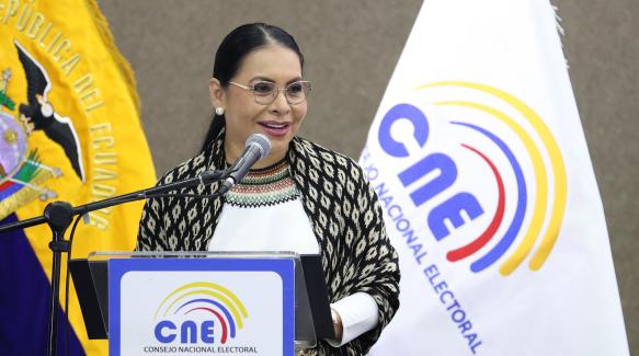 Diana Atamaint asegura que el CNE adelantó las elecciones para noviembre por el fenómeno de El Niño, pero otros países no tienen previsto ese evento climático.