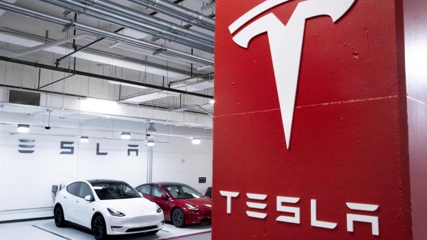 Logo de la compañía Tesla