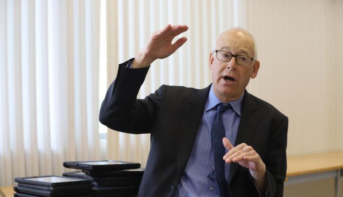 Alan November