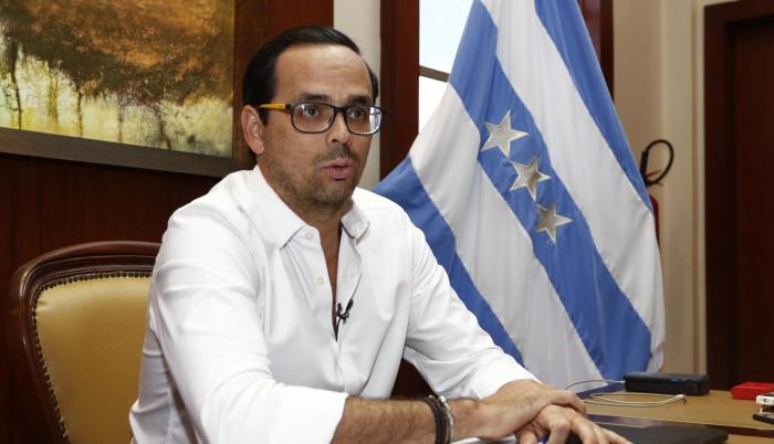 GOBERNADOR DEL GUAYAS (31259818)
