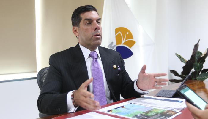 RAUL LEDESMA MIN AMBI (31305924)